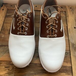 Nike White and Brown Leather Golf Cleats Classic Saddle Design